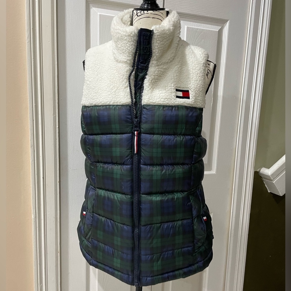 Tommy Hilfiger Puffer Vest Sherpa Green Shoulder‎ Plaid Sz M GORPCORE Cabin Core